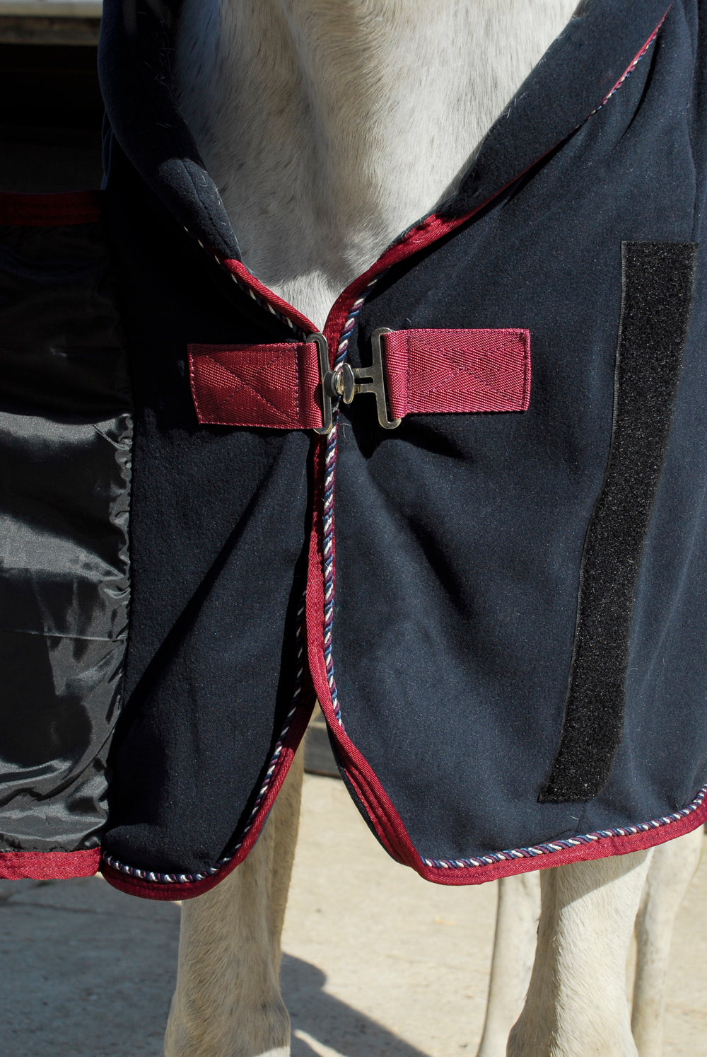 Rhinegold Comfey Collar Fleece Rug